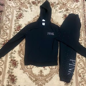 PINK Victoria secrets black sweat suit . Size small.